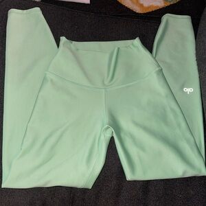 Alo Yoga Leggings!